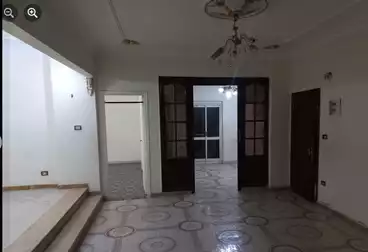 Apartments For sale - 3 rooms - floor 1