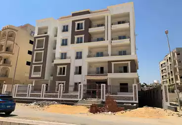 Apartments For sale - 3 rooms - floor 1