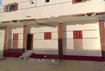 House / Home For sale - 3 rooms