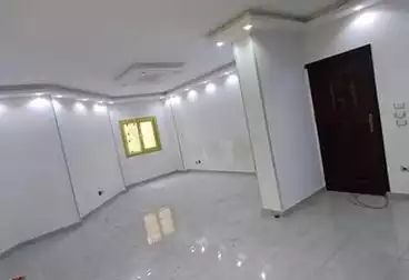 شقق للإيجار - 3 غرف - بالدور 0