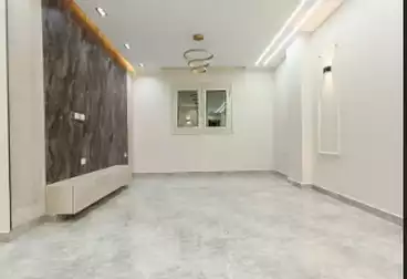 Apartments For sale - 3 rooms - floor 8