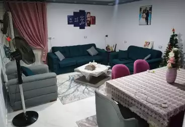 Apartments For sale - 2 rooms - floor 5