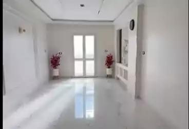 عقارات للبيع - 3 غرف - بالدور 13