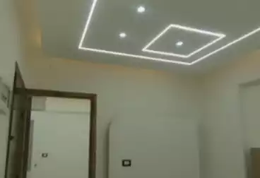 Apartments For sale - 2 rooms - floor 5