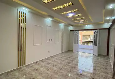 Apartments For sale - 2 rooms - floor 5