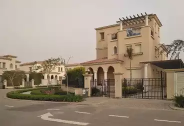 Villas For sale - 4 rooms