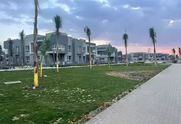 Apartments For sale - 2 rooms - floor 2