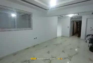 undefined undefined - 2 rooms - floor 4