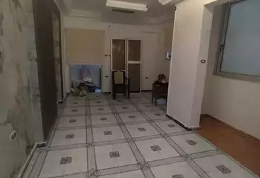 Apartments For sale - 3 rooms - floor 4