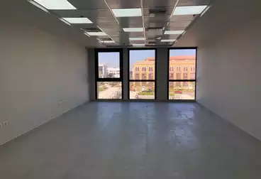 مكاتب للإيجار - 3 غرف - بالدور 2
