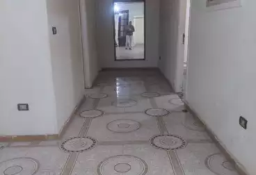 Apartments For sale - 3 rooms - floor 1