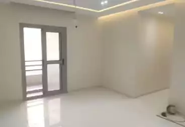 Apartments For rent - 3 rooms - floor 5