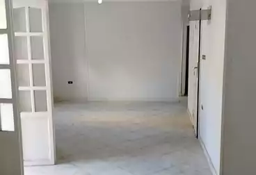 Apartments For sale - 3 rooms - floor 4