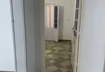Apartments For sale - 2 rooms - floor 5