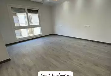 Apartments For sale - 3 rooms - floor 3