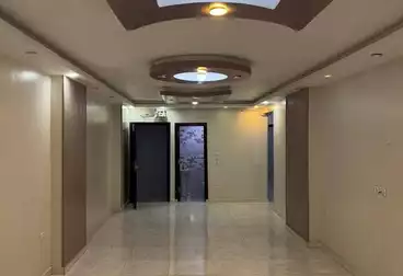 Apartments For rent - 3 rooms - floor 8