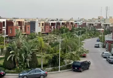 Apartment with Garden For sale - 4 rooms - floor 0