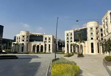 إداري للإيجار - 6 غرف - بالدور 3