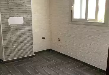 Apartments For sale - 3 rooms - floor 1