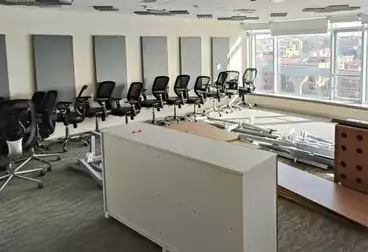 Offices For rent - 14 rooms - floor 4