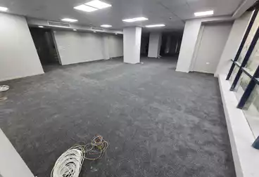 Administrative For rent - 8 rooms - floor 2