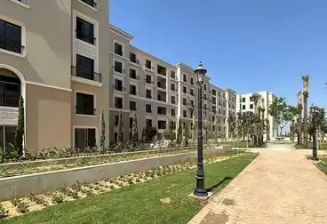 Apartment with Garden For sale - 3 rooms - floor 0