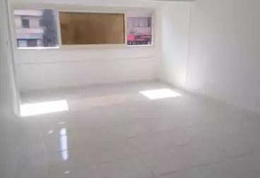 Apartments For sale - 3 rooms - floor 5