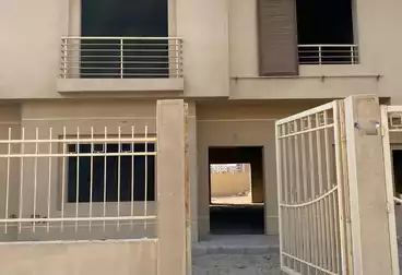 تاون هاوس للبيع - 3 غرف