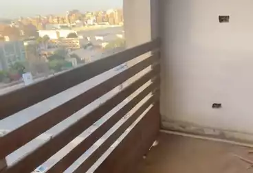 Apartments For sale - 3 rooms - floor 1
