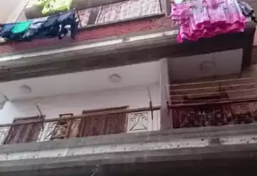 House / Home For sale - 4 rooms