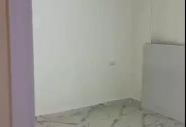 Apartments For sale - 2 rooms - floor 5