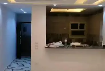 شقق للإيجار - 3 غرف - بالدور 8