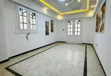 Apartments For sale - 2 rooms - floor 1