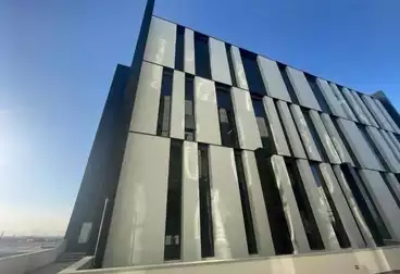 Administrative For rent - 4 rooms - floor 5