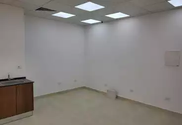 إداري للإيجار - 1 غرف - بالدور 3