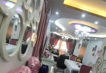 شقق للبيع - 3 غرف - بالدور 8