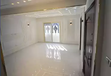 Apartments For sale - 3 rooms - floor 4
