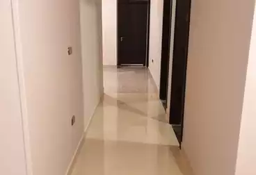Apartments For sale - 3 rooms - floor 2