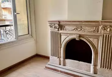 Apartments For sale - 5 rooms - floor 1