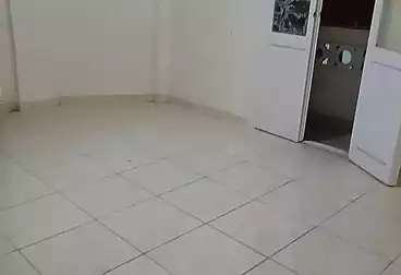 Apartments For sale - 3 rooms - floor 4