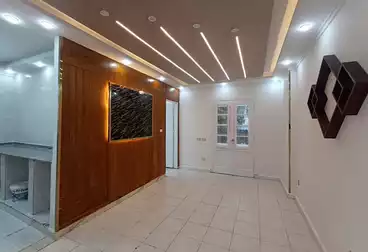 Apartments For sale - 3 rooms - floor 1
