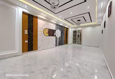 Apartments For sale - 3 rooms - floor 1
