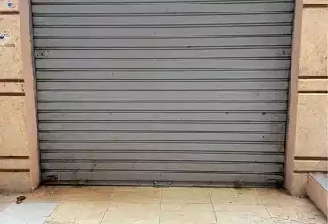 محلات للبيع - بالدور 0