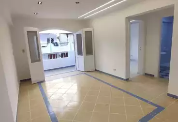 Apartments For sale - 1 rooms - floor 1