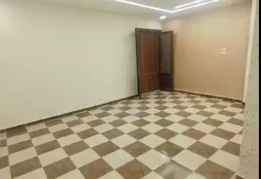 Apartments For sale - 3 rooms - floor 1