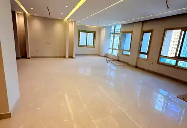 Administrative For rent - 5 rooms - floor 4