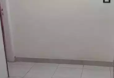 Apartments For rent - 2 rooms - floor 5