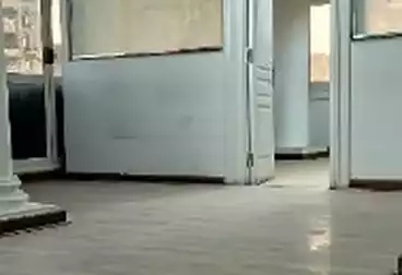 Administrative For rent - 5 rooms - floor 1