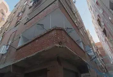 Apartments For sale - 4 rooms - floor 1