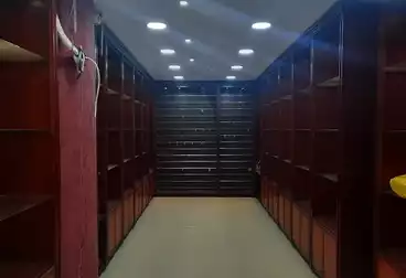 Commercial For sale - floor 0